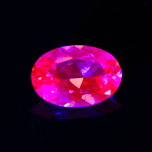 Dragon Garnet, 0.74 cts., 7.1x4.9 mm., Oval, Pink, Tanzania, Natural
