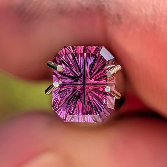 Dragon Sapphire, 1.08 cts., 6.4x5.2 mm, Fantasy Emerald, Purple, Pink, Bicolor, Tanzania, Natural