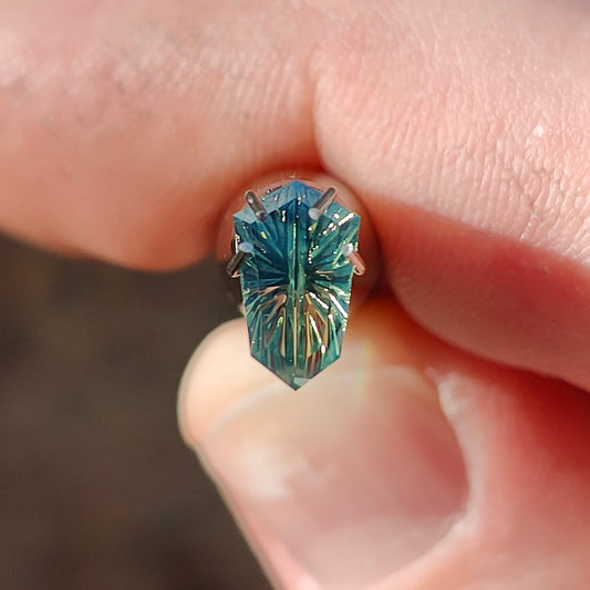 Parti Sapphire, 1.29 cts., 8.8x5.3 mm., Shield Fantasy, Tricolor, Blue, Green, Yellow, Australia, Natural