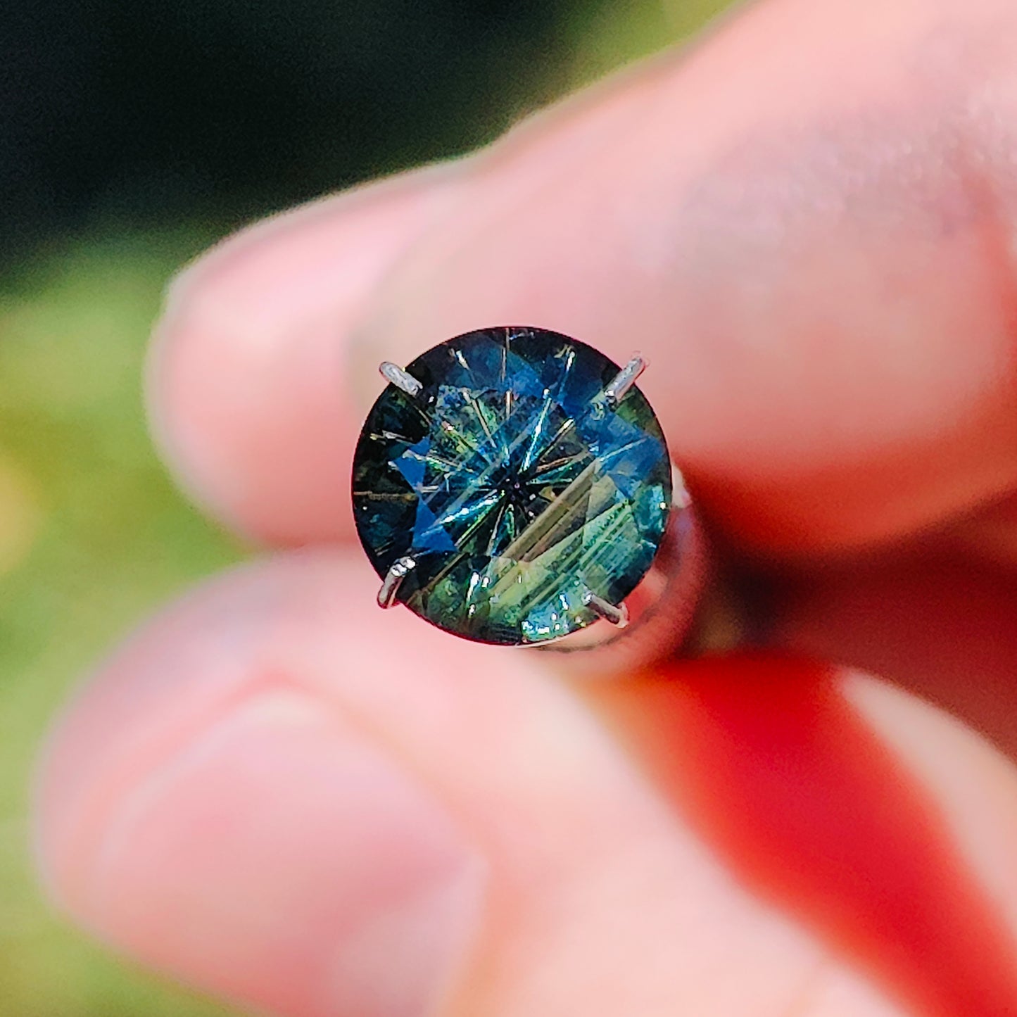 Rutile Sapphire, 2.43 cts., 8.0 mm., Fantasy Round, Bicolor, Green, Blue, Thailand, Natural