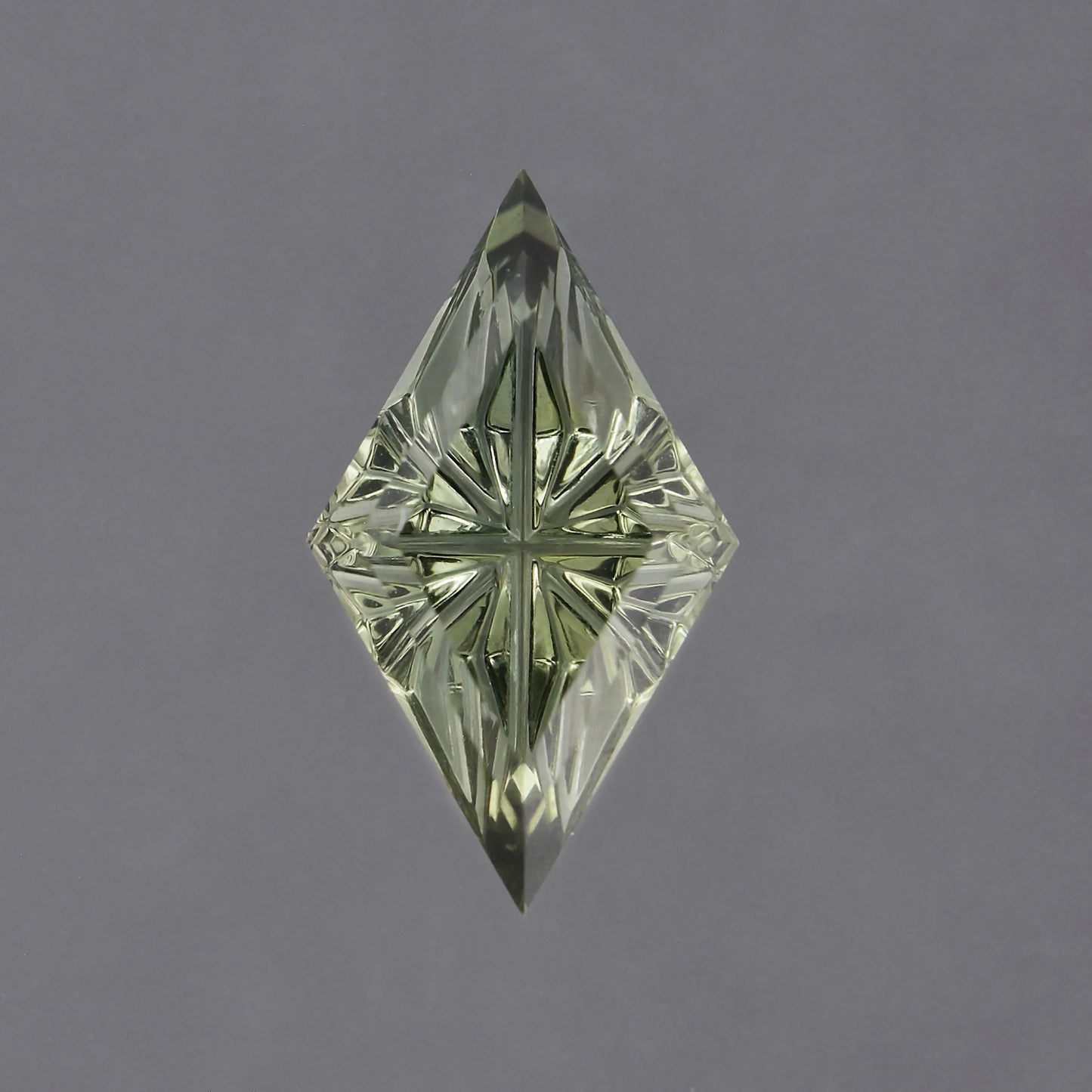 Sapphire, 2.36 cts., 12.8x7.4 mm., Fantasy Kite, Color Shift, Green, Olive, Tanzania, Natural