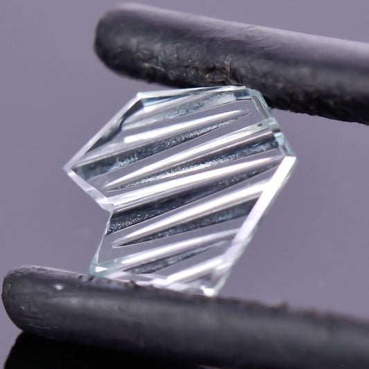 Sapphire, 0.54 cts., 7.7x7.4 mm., Freeform Fantasy, Silver, Grey, Montana