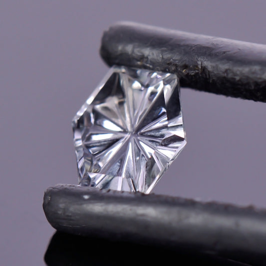 Sapphire, 0.82 cts., 5.9x5.4 mm., Hexagon Fantasy, Silver, Purple, Montana