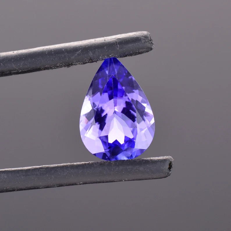 Tanzanite, 1.97 cts., 10.9x7.4 mm., Pear, Blue, Purple, Tanzania