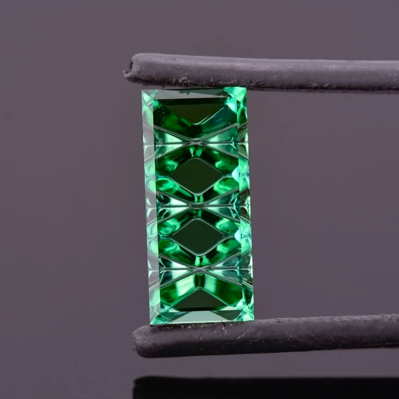 Stunning Green Tourmaline Gemstone from Brazil, 4.28 cts., 15x7 mm., Fantasy Cut Bar Shape