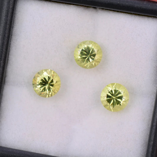 Brilliant Yellow Chrysoberyl Gemstone Set from Sri Lanka, 2.76 tcw., 5.5 mm., Round Brilliant