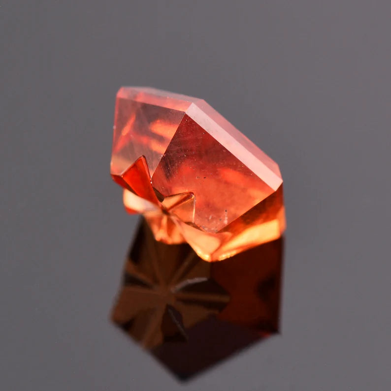Stunning Orange Spessartine Gemstone from Nigeria, 2.90 cts., 9x8 mm., Fantasy Pentagon Shape
