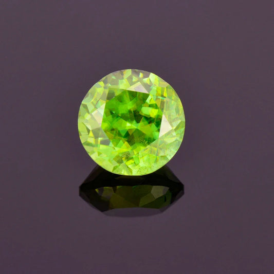 Fabulous Green Sphene / Titanite Gemstone from Madagascar, 4.74 cts., 9.7 mm., Round Shape