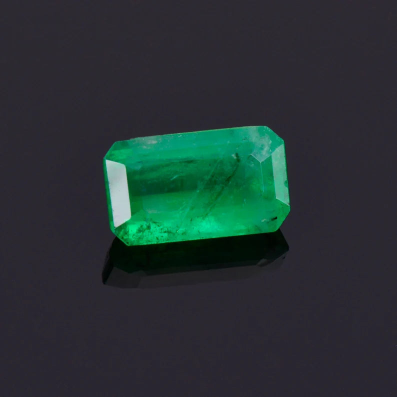 Excellent Rich Green Emerald Gemstone from Colombia, 1.63 cts., 9.4x5.5 mm., Step Emerald Cut