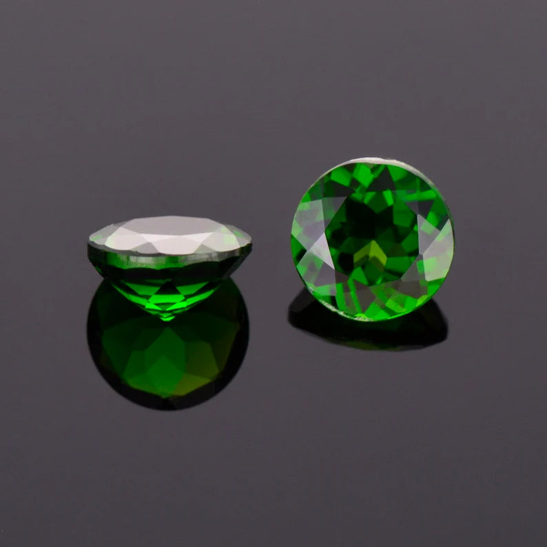 Excellent Rich Green Tourmaline Gemstone Match Pair, 4.18 tcw., 8.0 mm., Round Brilliant Cuts