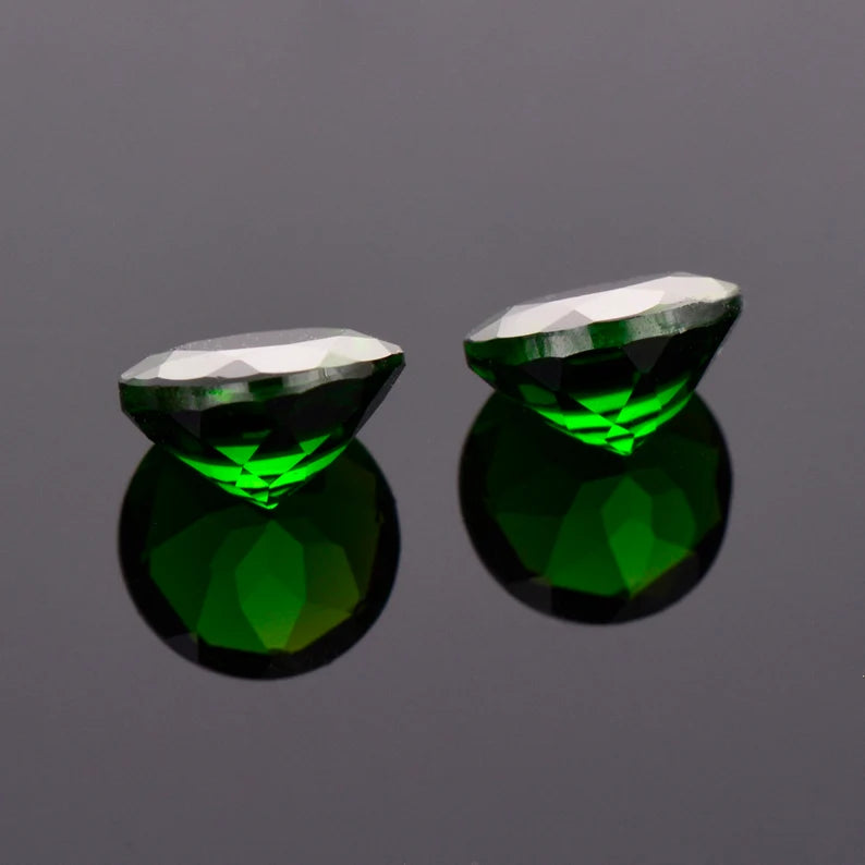 Excellent Rich Green Tourmaline Gemstone Match Pair, 4.18 tcw., 8.0 mm., Round Brilliant Cuts