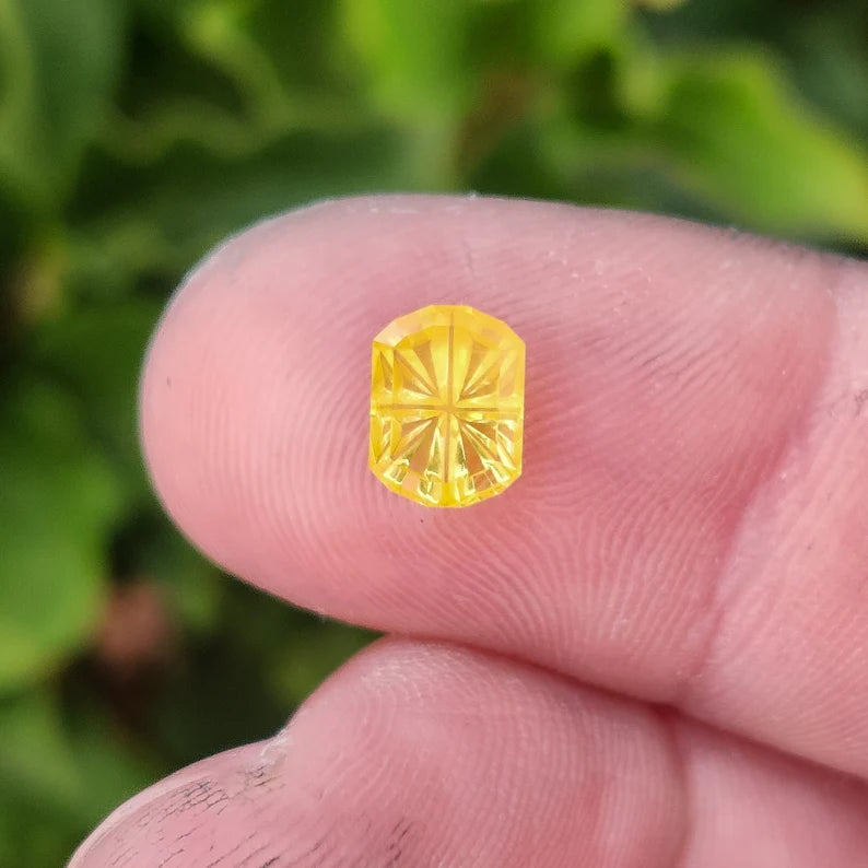 Incredible Canary Yellow Sapphire Gemstone from Sri Lanka, 1.62 cts., 8x6 mm., Fantasy Cut Grecian Shape