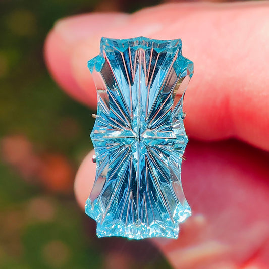Aquamarine, 8.97 cts., 22.0x11.5 mm., Baroque Emerald Fantasy, Blue, Idaho, Natural