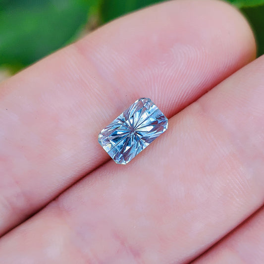 Aquamarine, 2.33 cts., 10x6 mm., Emerald Fantasy, Blue, Idaho