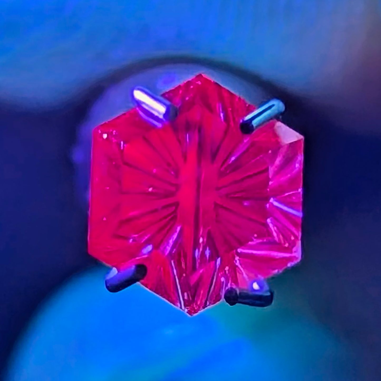 Dragon Sapphire, 1.36 cts., 6.0 x 6.0 mm, Fantasy Hexagon, Purple, Peach, Tanzania, Natural
