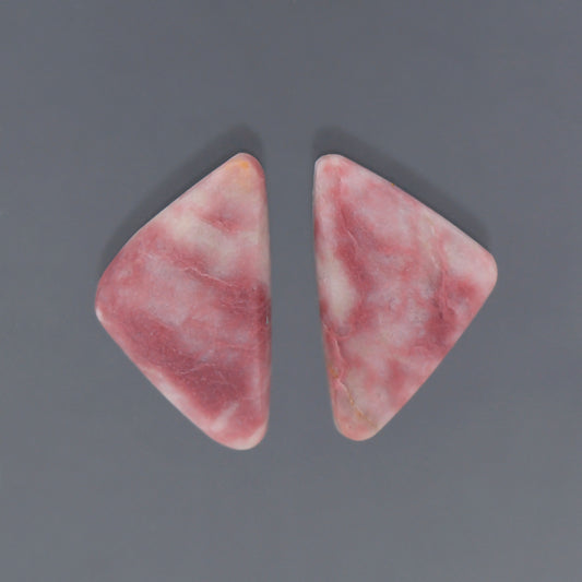 Dumortierite, 5.28 tcw., 14x8 mm, Triangle Cabochon, Pink, Nevada, Natural