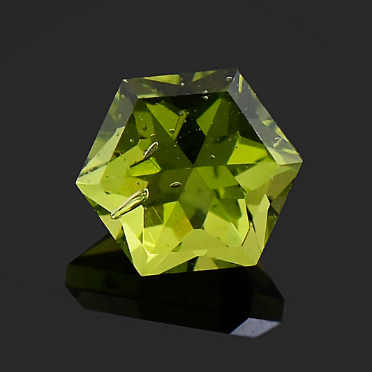Moldavite, 0.56 cts., 5.8 x 5.0 mm, Hexagon, Green, Czech Republic, Natural
