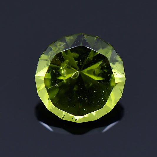 Moldavite, 0.68 cts., 5.9 mm, Round, Green, Czech Republic, Natural