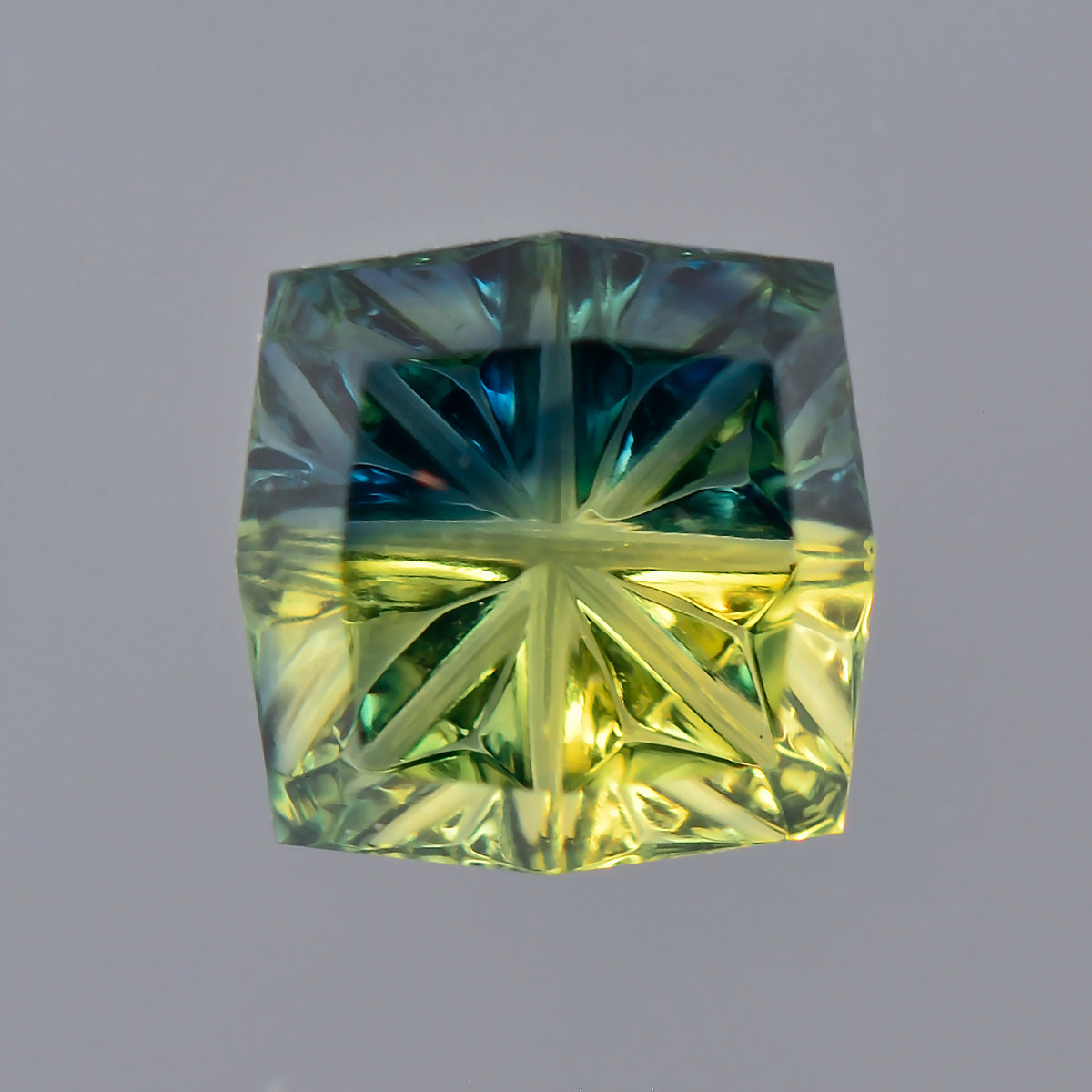 Parti Sapphire, 0.61 cts., 4.4 mm, Fantasy Cushion, Blue, Yellow, Bicolor, Australia, Natural