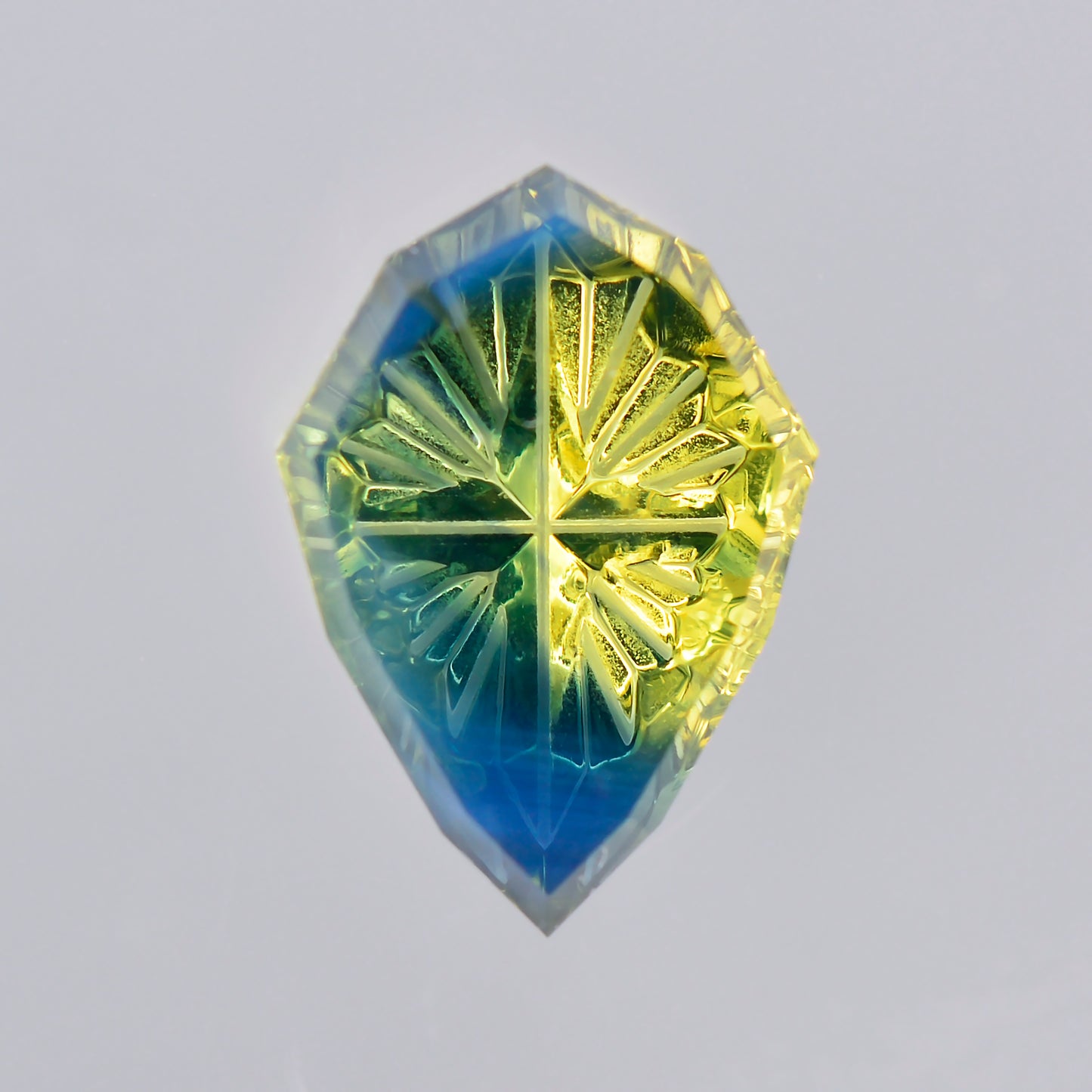 Parti Sapphire, 1.14 cts., 8.6 x 6.0 mm, Fantasy Pear, Blue, Yellow, Bicolor, Australia, Natural