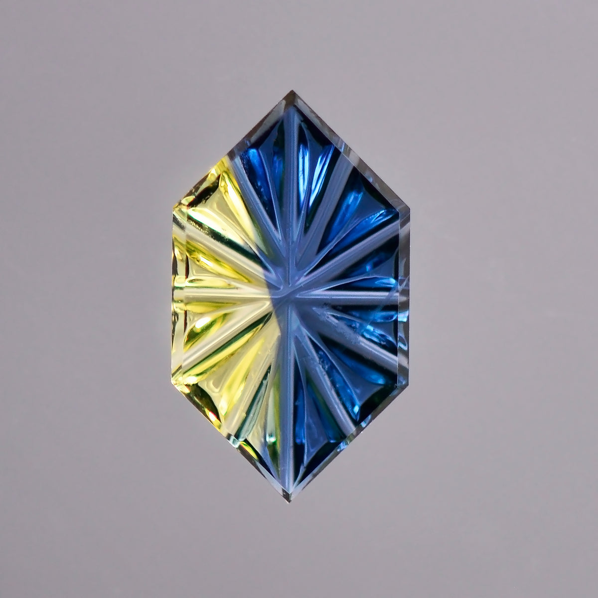 Parti Sapphire, 0.43 cts., 8.6x4.9 mm, Fantasy Rupee, Blue, Yellow, Bicolor, Australia, Natural