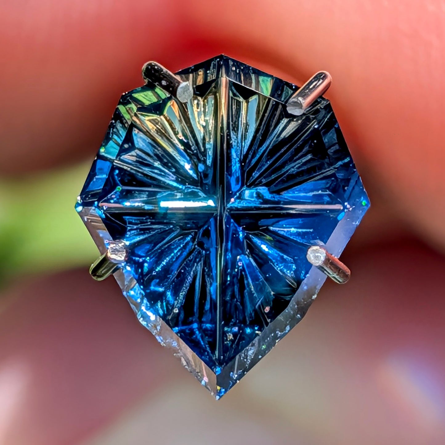 Parti Sapphire, 1.56 cts., 9.2 x 7.8 mm, Fantasy Shield, Blue, Yellow, Bicolor, Australia, Natural