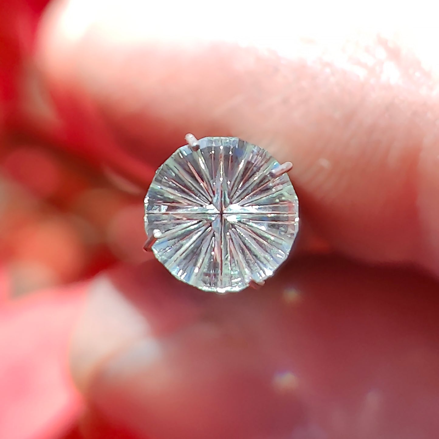 Sapphire, 1.10 cts., 7.0 mm., Round Fantasy, Silver, White, Montana, Natural