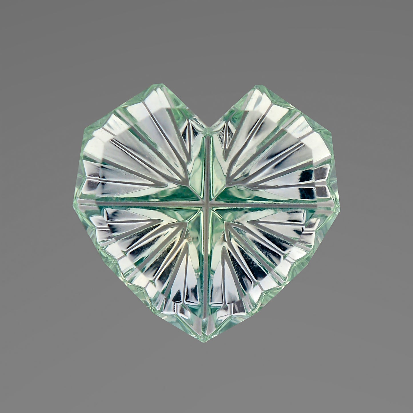 Sapphire, 1.47 cts., 8.6x8.3x1.9  mm., Fantasy Heart, Blue, Green, Color Shift, Montana, Natural
