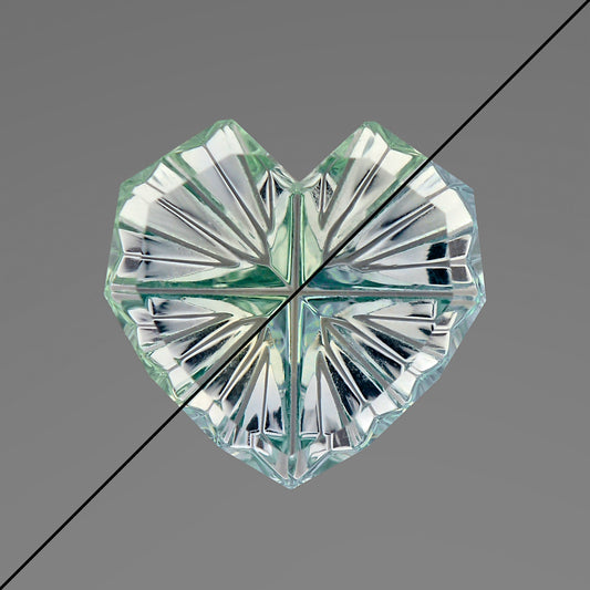 Sapphire, 1.47 cts., 8.6x8.3x1.9  mm., Fantasy Heart, Blue, Green, Color Shift, Montana, Natural