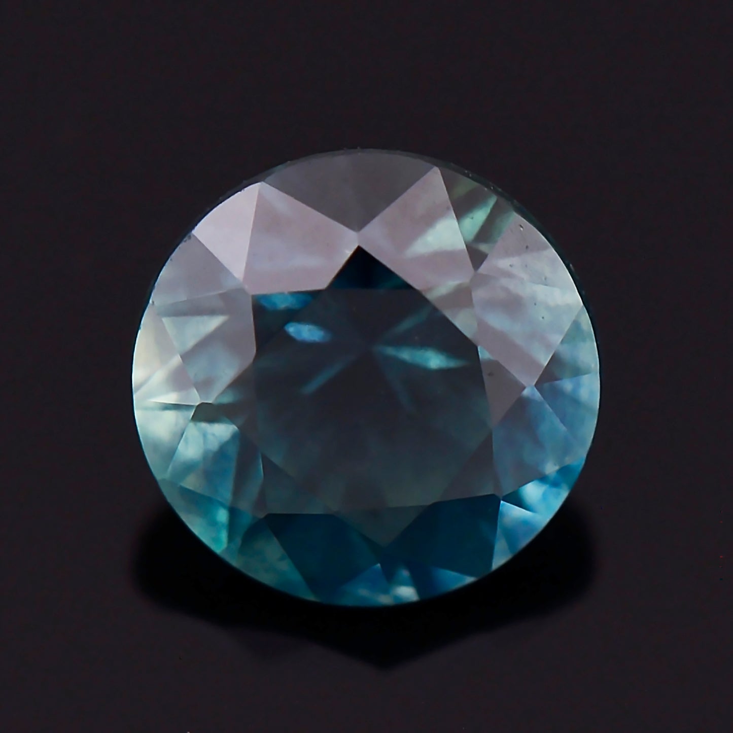 Sapphire, 0.62 cts., 4.8 mm, Round, Blue, Green, Montana, Natural