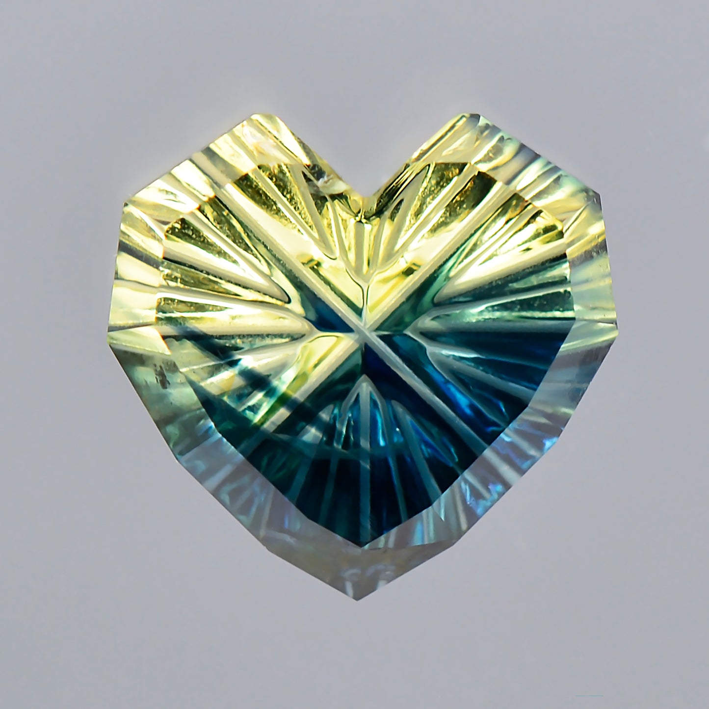Parti Sapphire, 1.02 cts., 6.7 x 6.4 mm, Fantasy Heart, Blue, Yellow, Bicolor, Australia, Natural