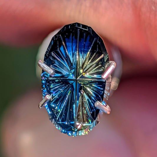 Parti Sapphire, 1.10 cts., 8.5 x 5.2 mm, Fantasy Oval, Blue, Yellow, Bicolor, Australia, Natural