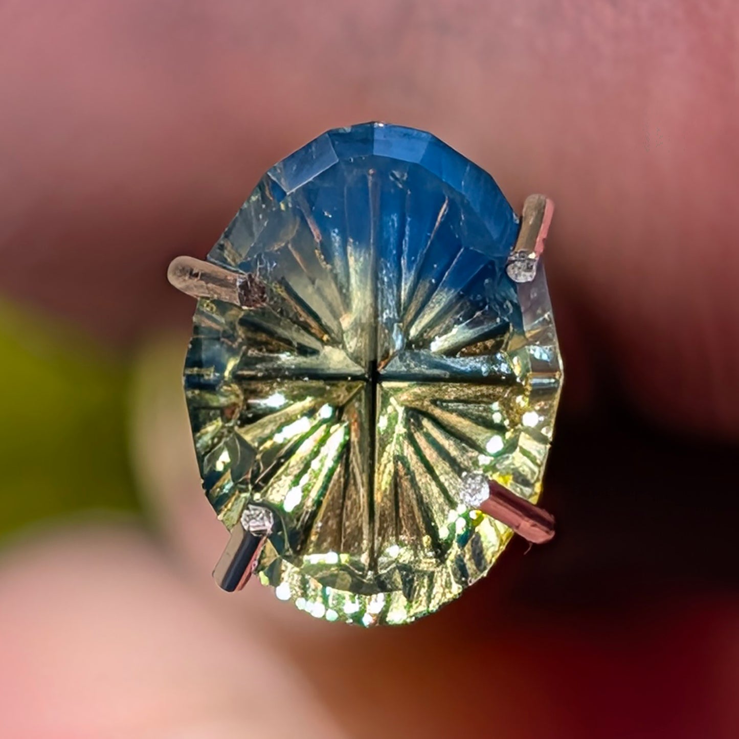 Parti Sapphire, 1.25 cts., 7.4 x 5.5 mm, Fantasy Oval, Blue, Yellow, Bicolor, Australia, Natural