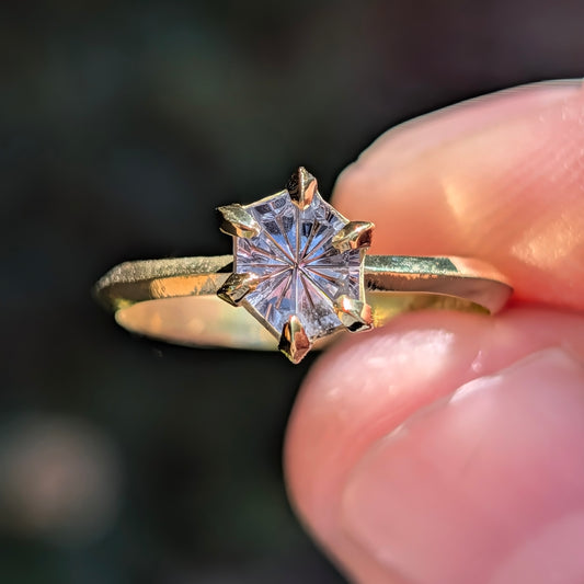Sapphire Electrum Gold Ring, 0.82 cts, 7.7 mm, Fantasy Hexagon, Purple, Montana, Heated