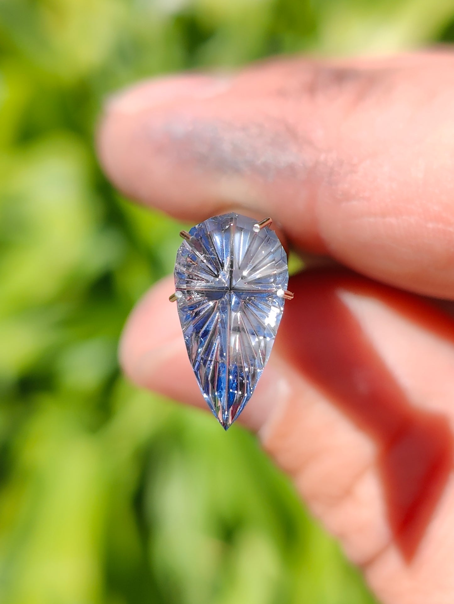 Dragon Sapphire, 2.51 cts., 15.1x7.9x2.2 mm., Fantasy Pear, Bicolor, Blue, Silver, Fluorescent, Tanzania, Natural
