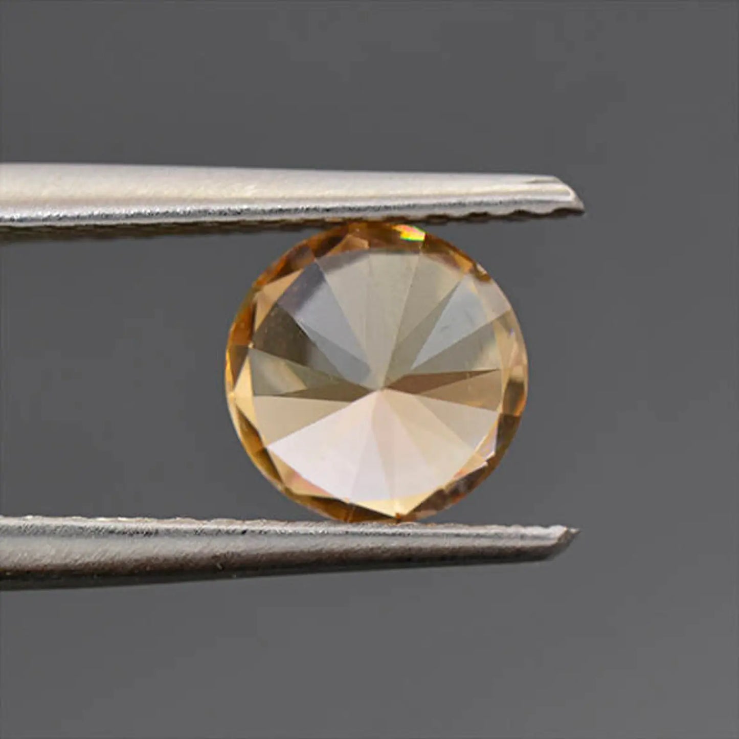 Lovely Champagne Peach Zircon Gemstone from Tanzania 1.34 cts.