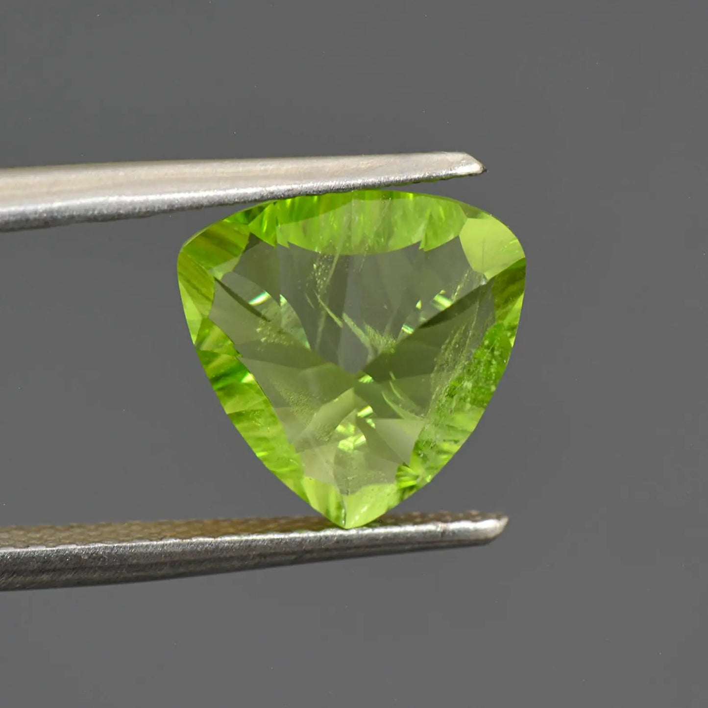 Beautiful Lime Green Peridot Gemstone from Pakistan 3.40 cts.