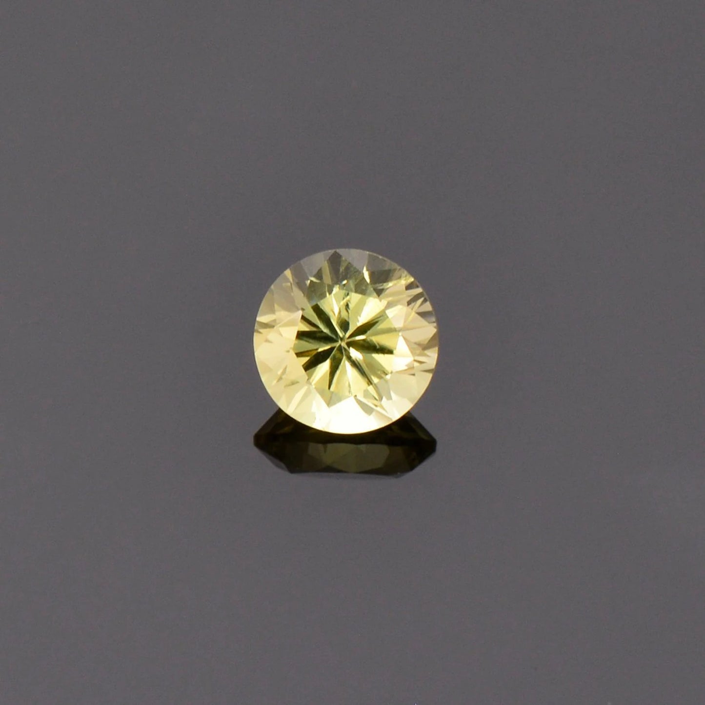 Beautiful Yellow Chrysoberyl Gemstone from Sri Lanka, 1.10 cts., 6.1 mm., Round Brilliant Cut