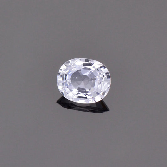 Brilliant White Sapphire Gemstone from Sri Lanka, 0.87 cts., 6.4 x 5.3 mm., Oval Shape.