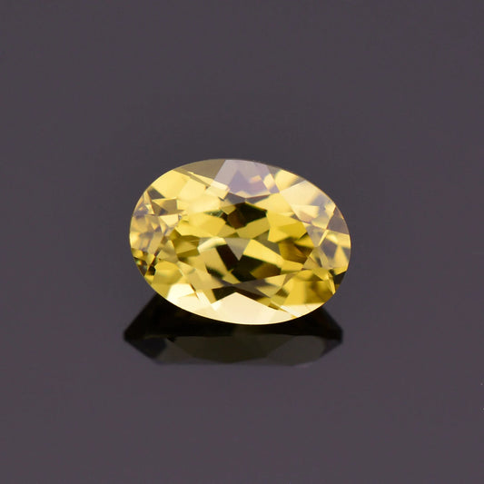 Lovely Yellow Chrysoberyl Gemstone from Sri Lanka, 1.23 cts., 7x5 mm., Oval Shape