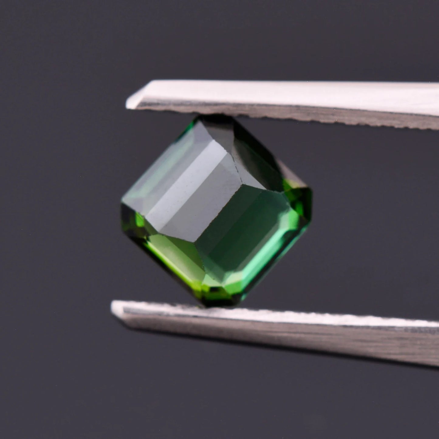 Lovely Green Tourmaline Gemstone from Brazil, 0.88 cts., 5.6 mm., Emerald Shape