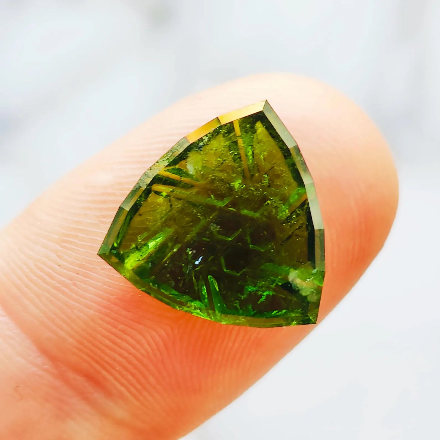 Green Tourmaline Gemstone from Brazil, 4.98 cts., 14.4x2.7 mm., Fantasy Cut Trillion Shape