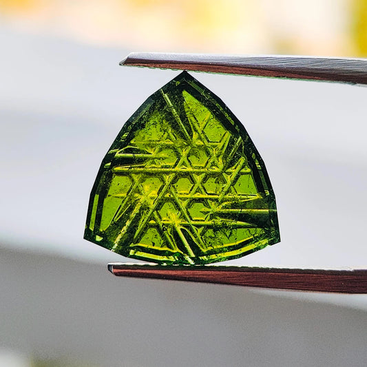 Green Tourmaline Gemstone from Brazil, 4.98 cts., 14.4x2.7 mm., Fantasy Cut Trillion Shape