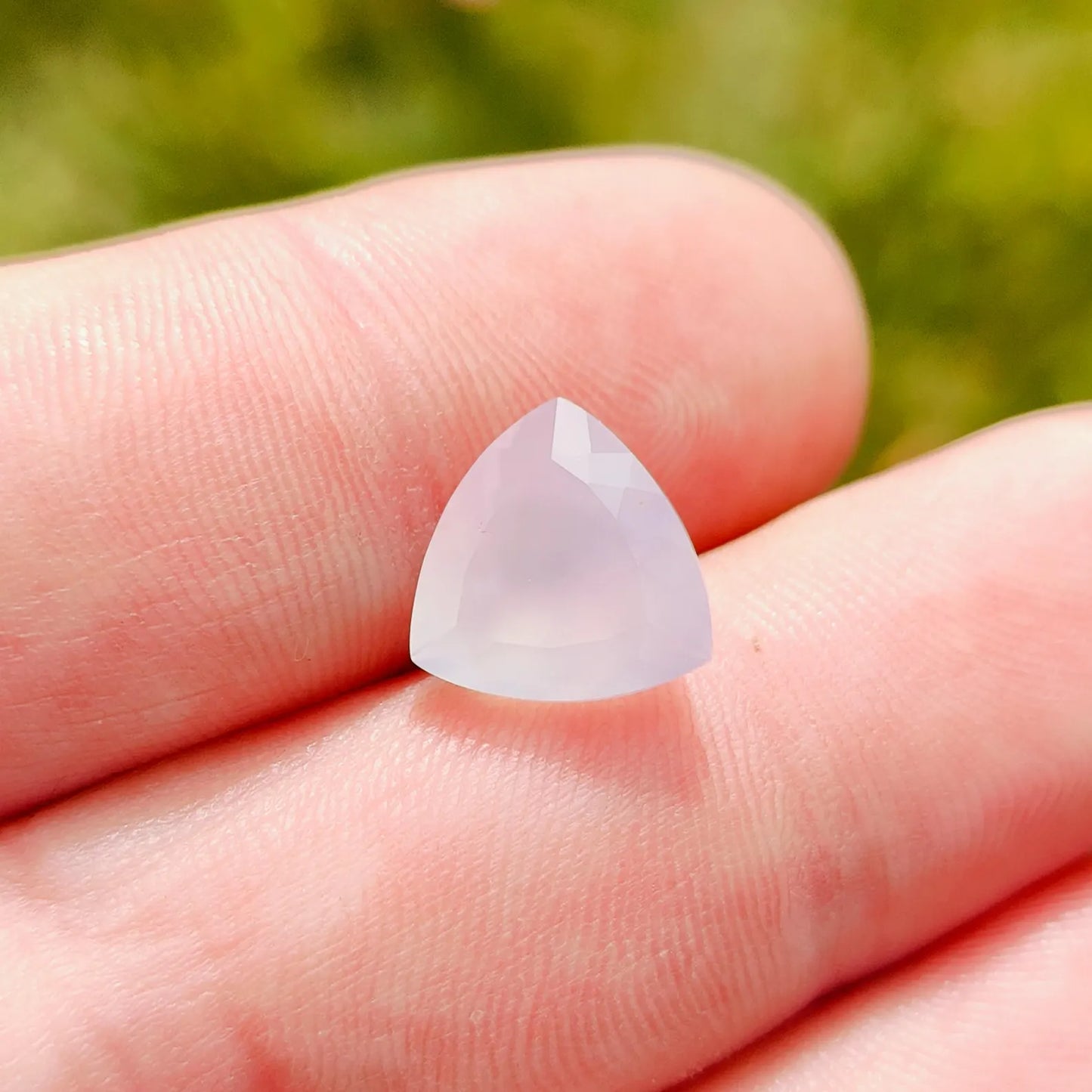 Lovely Purple Chalcedony Gemstone from Mexico, 4.51 cts., 11 mm., Trillion Shape