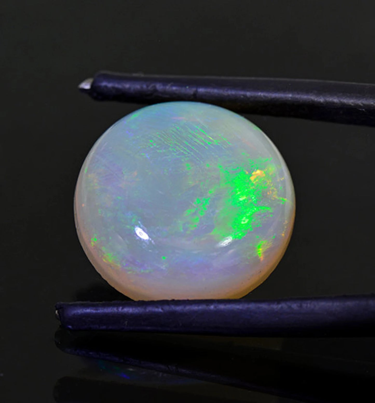 Lovely Multi Color Flash Opal Cabochon from Australia 10.20 cts