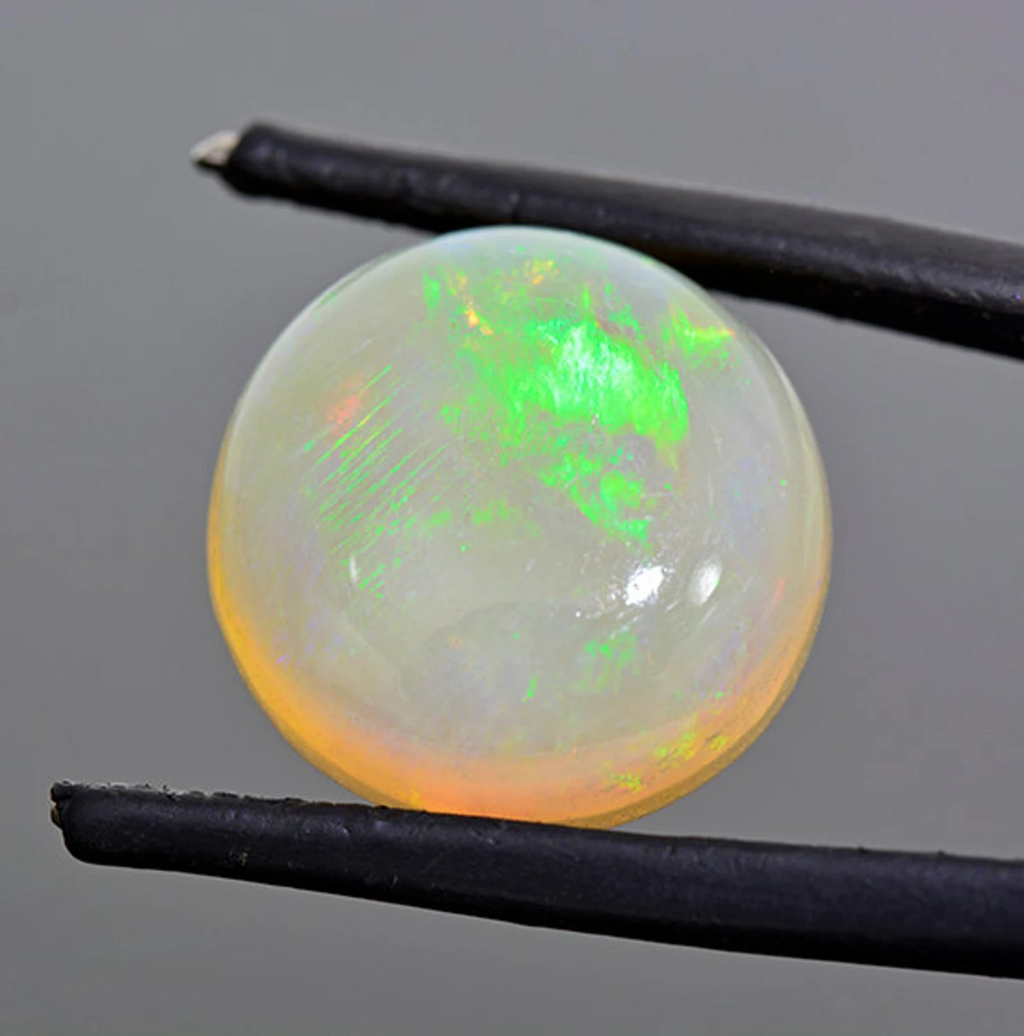 Lovely Multi Color Flash Opal Cabochon from Australia 10.20 cts