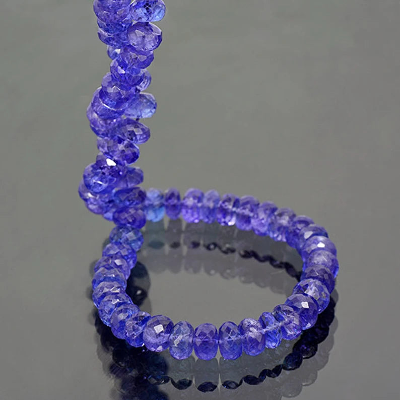 Fantastic Faceted Tanzanite Bead Necklace with 14 kt Yellow Gold Clasp 113.0 cts.