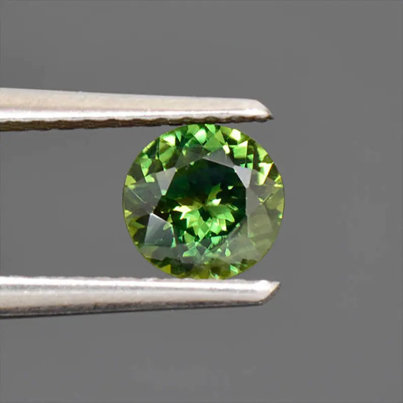 Excellent Green Blue Sapphire Gemstone from Australia 0.72 cts.