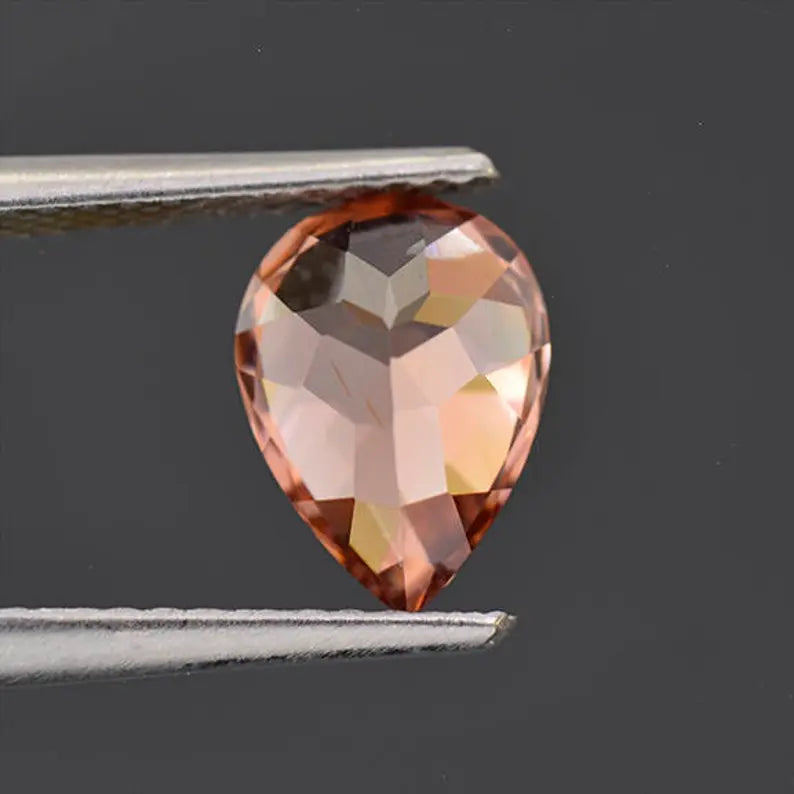 Lovely Peach Champagne Zircon Gemstone from Tanzania 2.14 cts.