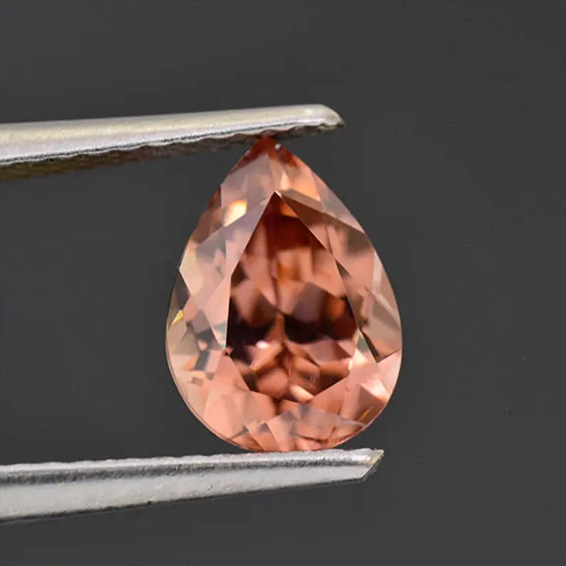 Lovely Peach Champagne Zircon Gemstone from Tanzania 2.14 cts.